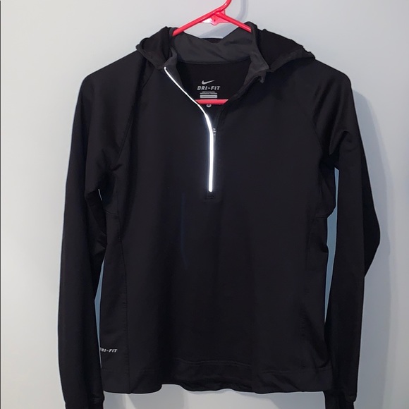 3/4 nike hoodie 3/4 nike hoodie